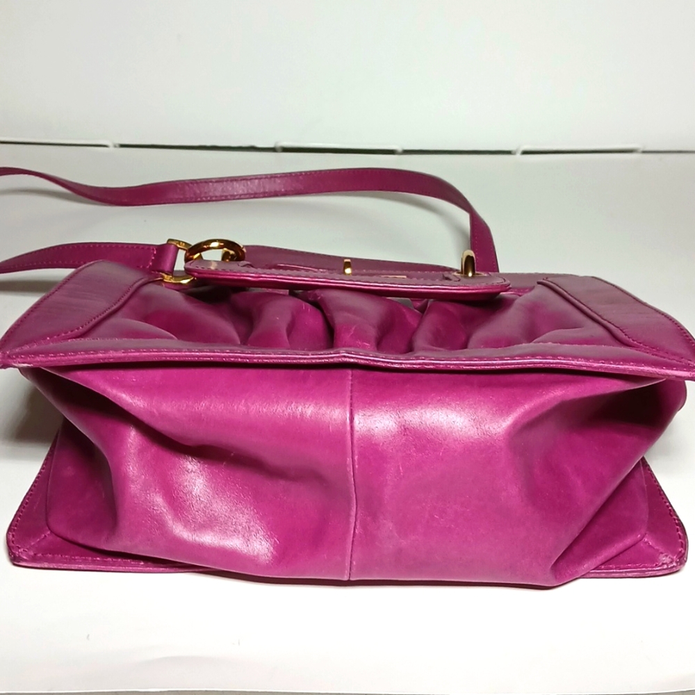 π Tosca Blu Bright Fuchsia Leather Shoulder Bag Structured and Chic 2-Way - Picture 3 of 11